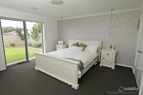 Property photo of 74 Messenger Avenue Boorooma NSW 2650