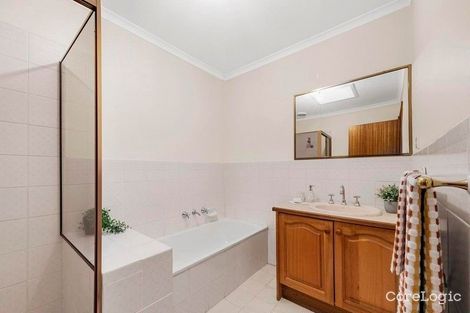 Property photo of 11/34 Bowen Road Doncaster East VIC 3109