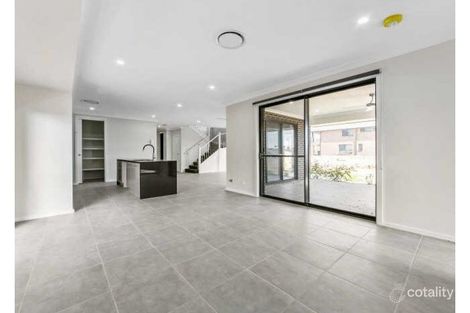 62 Pridham Ave, Box Hill, NSW 2765
