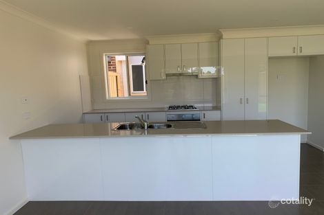 Property photo of 13/94 Lampard Road Drouin VIC 3818