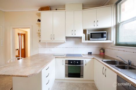 Property photo of 4 Windsor Avenue Clapham SA 5062