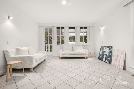 Property photo of 16/6 Balwyn Road Canterbury VIC 3126