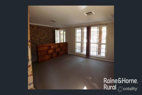 Property photo of 12 Roma Crescent Roma QLD 4455