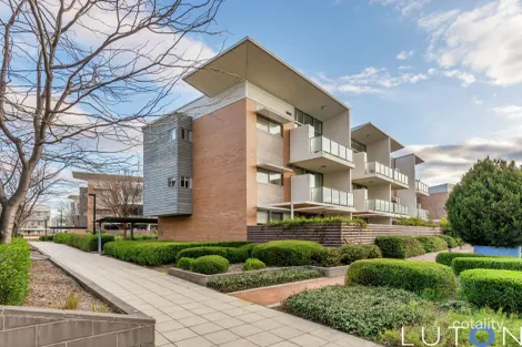 Property photo of 100/116 Easty Street Phillip ACT 2606