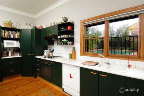 Property photo of 18 Woonona Road Northbridge NSW 2063