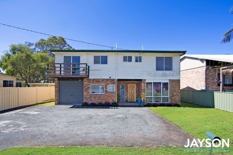 404 Tuggerawong Rd, Tuggerawong, NSW 2259