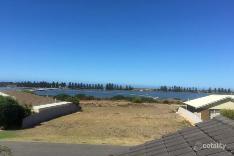 Property photo of 8 Excelsior Parade Hindmarsh Island SA 5214