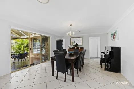 Property photo of 15 Kerrylouise Avenue Noraville NSW 2263