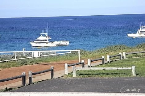 28 De Burgh St, Ledge Point, WA 6043