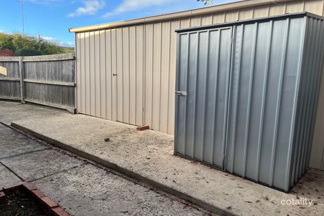 Property photo of 1/40 Crestmoor Drive Highton VIC 3216