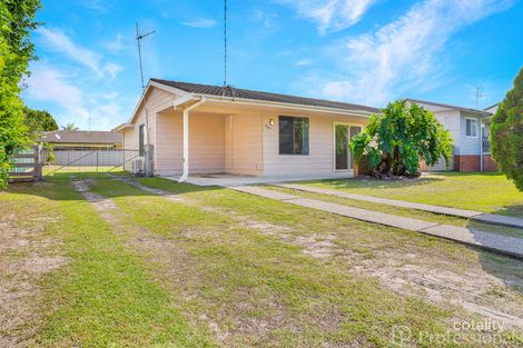 220 The Lakes Way, Tuncurry, NSW 2428