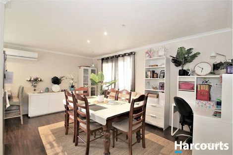 Property photo of 28 Garryowen Crescent Narre Warren VIC 3805