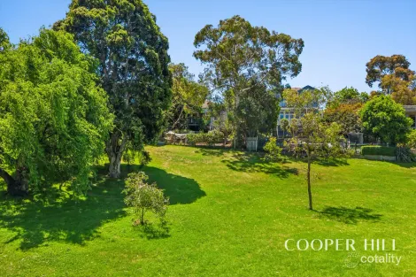 Property photo of 13 Ruskin Road Glen Iris VIC 3146