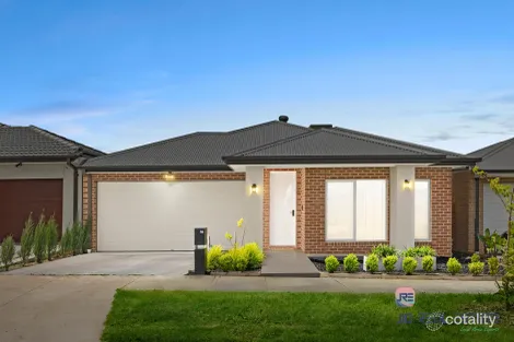 Property photo of 16 Dollarbird Drive Deanside VIC 3336