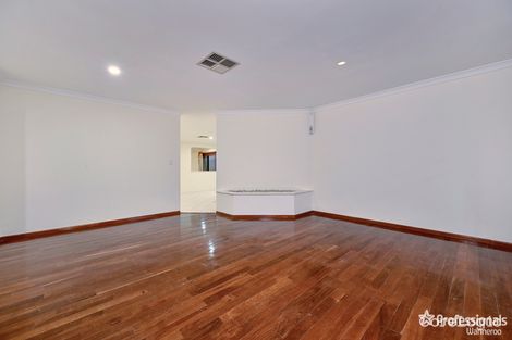 Property photo of 6 Ashdale Boulevard Darch WA 6065