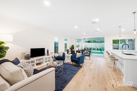 12a Goolara St, Cannon Hill, QLD 4170