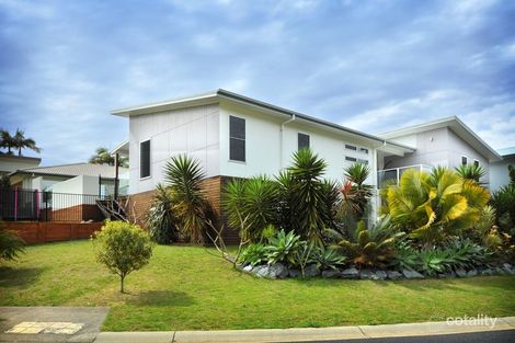 Property photo of 5 Whitewater Place Sapphire Beach NSW 2450