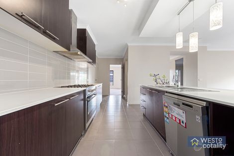 6 Tristania Dr, Point Cook, VIC 3030