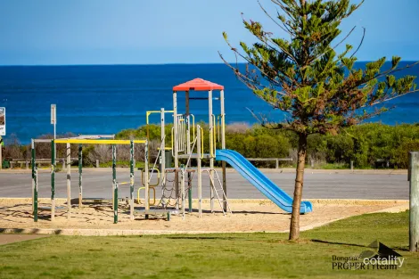 Property photo of 11 Grey Close Dongara WA 6525