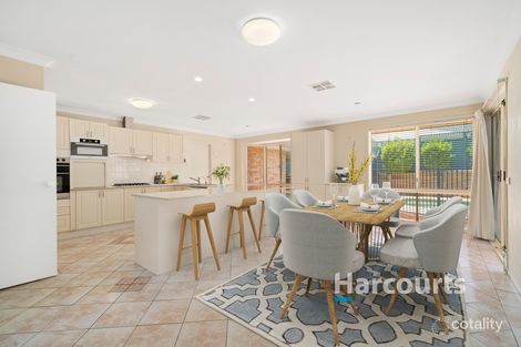 Property photo of 8 Sandalwood Place Garden Suburb NSW 2289