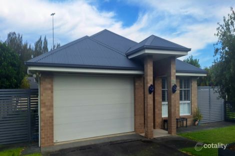 31 James Foster Dr, Black Head, NSW 2430