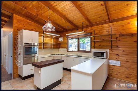 Property photo of 11 Neeld Place Charnwood ACT 2615