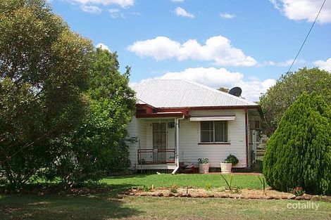 69 Moreton St, Dalby, QLD 4405