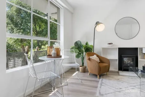 8/24 The Avenue, Windsor, VIC 3181