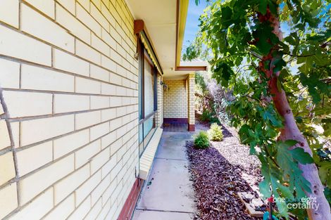 Property photo of 18 Luringa Close Craigmore SA 5114
