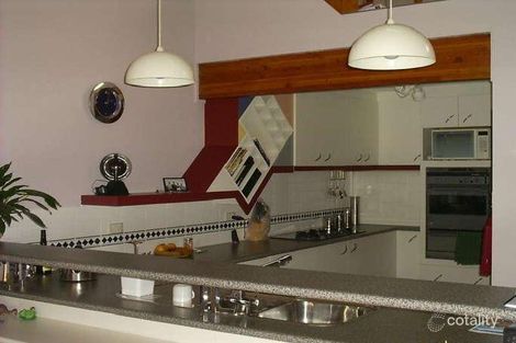Property photo of 25 Silvertop Parade Cordeaux Heights NSW 2526