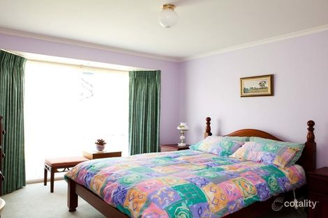 Property photo of 52B Ross Street Sale VIC 3850
