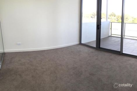 Property photo of 304E/2 Rowe Drive Potts Hill NSW 2143
