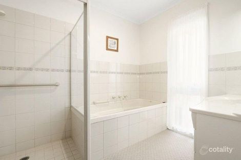 Property photo of 50 Glen Tower Drive Glen Waverley VIC 3150