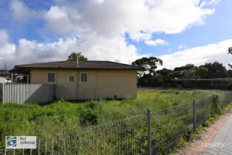 Property photo of 17 Roberts Crescent Port Augusta SA 5700