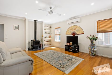 Property photo of 3 Finch Street Berwick VIC 3806