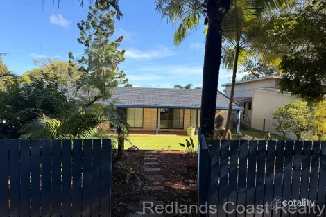 83 Coondooroopa Dr, Macleay Island, QLD 4184