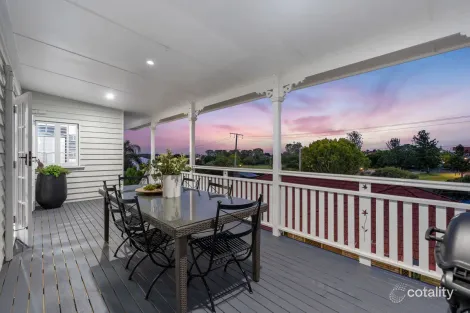 Property photo of 21 Parkview Avenue Wynnum QLD 4178