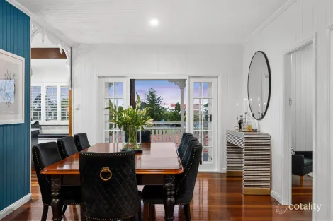 Property photo of 21 Parkview Avenue Wynnum QLD 4178