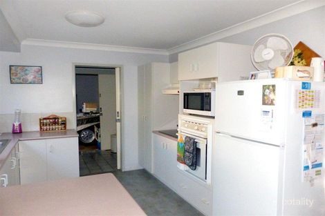 Property photo of 51 Keppel Avenue Clinton QLD 4680