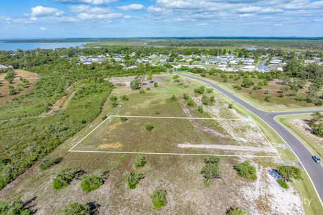 98 Cockatoo Cres, Poona, QLD 4650