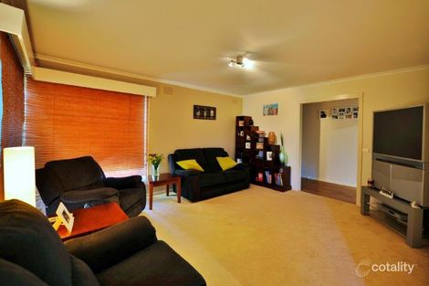 Property photo of 2 Stradbroke Way Wyndham Vale VIC 3024