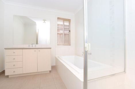 Property photo of 18 Algerd Way Pakenham VIC 3810