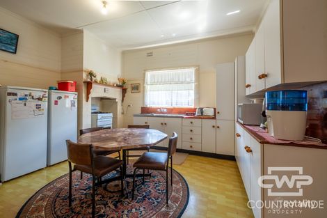 Property photo of 38 Edward Street Glen Innes NSW 2370