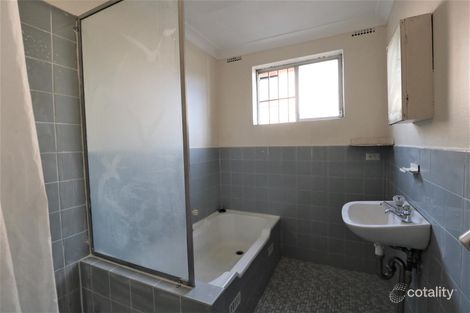 2/9 Duke St, Campsie, NSW 2194