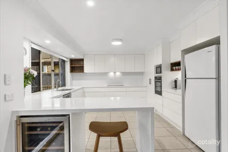 Property photo of 32 Greenock Ferny Grove QLD 4055