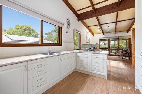 Property photo of 13 Hakea Drive Montrose VIC 3765