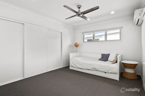 Property photo of 1/42 Hedley Avenue Nundah QLD 4012