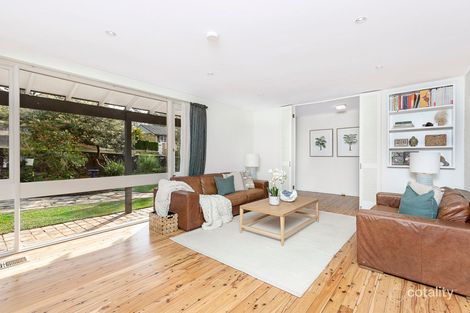 Property photo of 32 Tipperary Avenue Killarney Heights NSW 2087