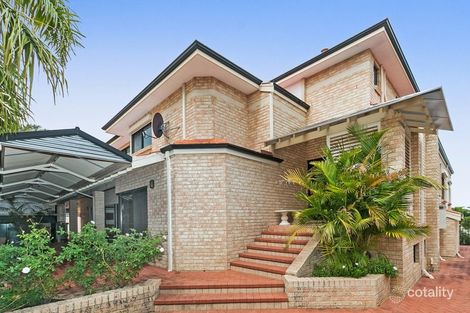 Property photo of 9 Roelands Place Dianella WA 6059