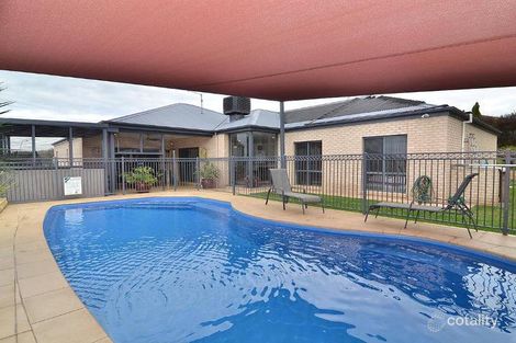 Property photo of 33 Mountain View Drive Lavington NSW 2641